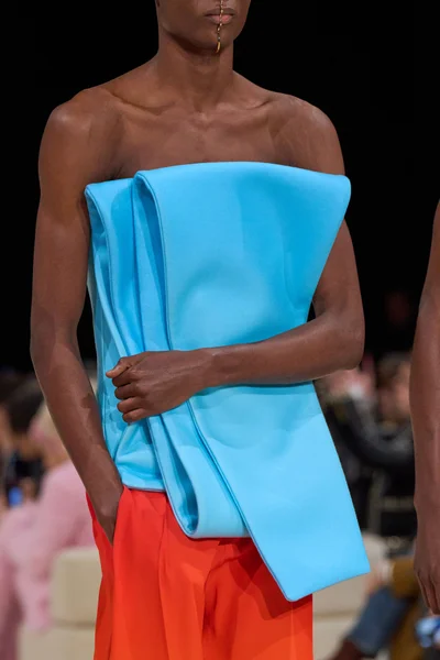 Look 115